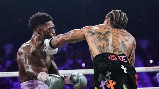 Gervonta Davis cracks Frank Martin with a left hand. Gervonta Davis cracks Frank Martin with a left hand.