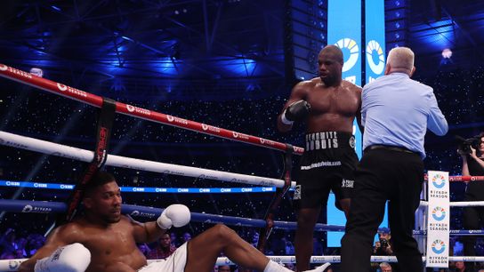 IBF heayvweight champ Daniel Dubois (R), after stopping Anthony Joshua, will defend his belt on Saturday against Joseph Parker. IBF heayvweight champ Daniel Dubois (R), after stopping Anthony Joshua, will defend his belt on Saturday against Joseph Parker.