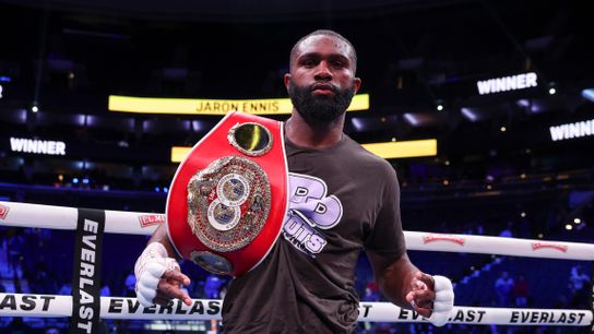 Jaron Ennis cruises to victory over Karen Chukhadzhian, but shows far too many defensive holes yet again (boxing)