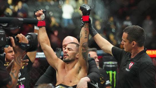 Alexandre Pantoja once drove Uber Eats so he could remain hungry Alexandre Pantoja once drove Uber Eats so he could remain hungry