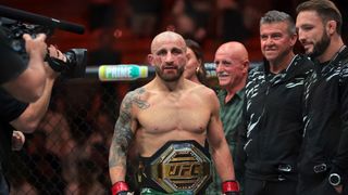 Alexander Volkanovski rebounds from back-to-back losses to claim featherweight belt (UFC). Photo by Sam Navarro/Imagn Images